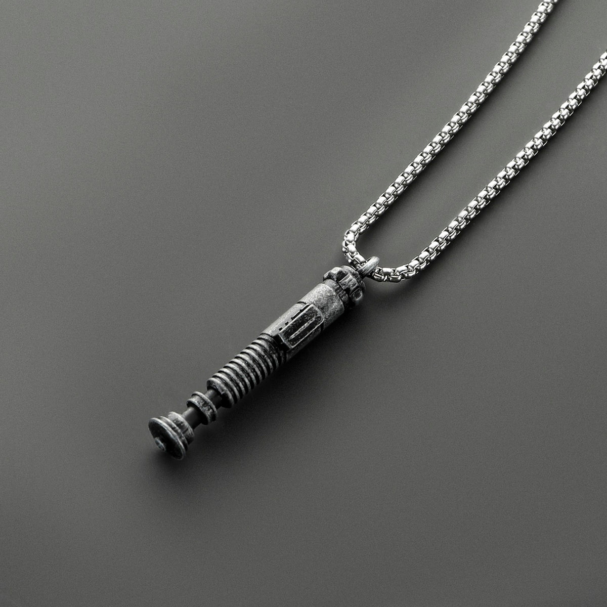 Luke Skywalker (Episode VI) inspired miniature saber hilt necklace with chain